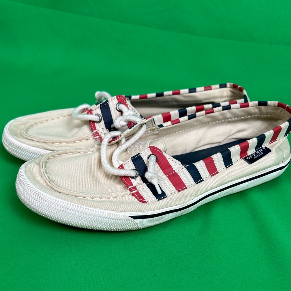 EUC Sperry Women’s White Boat Shoes with Blue and Red Trim. Size 9.5 - Picture 4 of 7